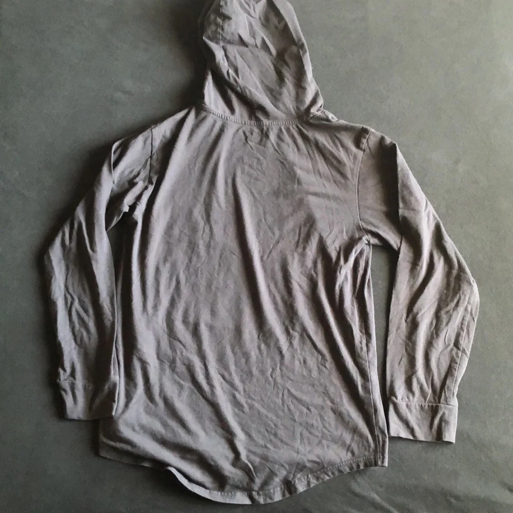 Star Wars The Mandalorian Hoodie - Picture 5 of 9